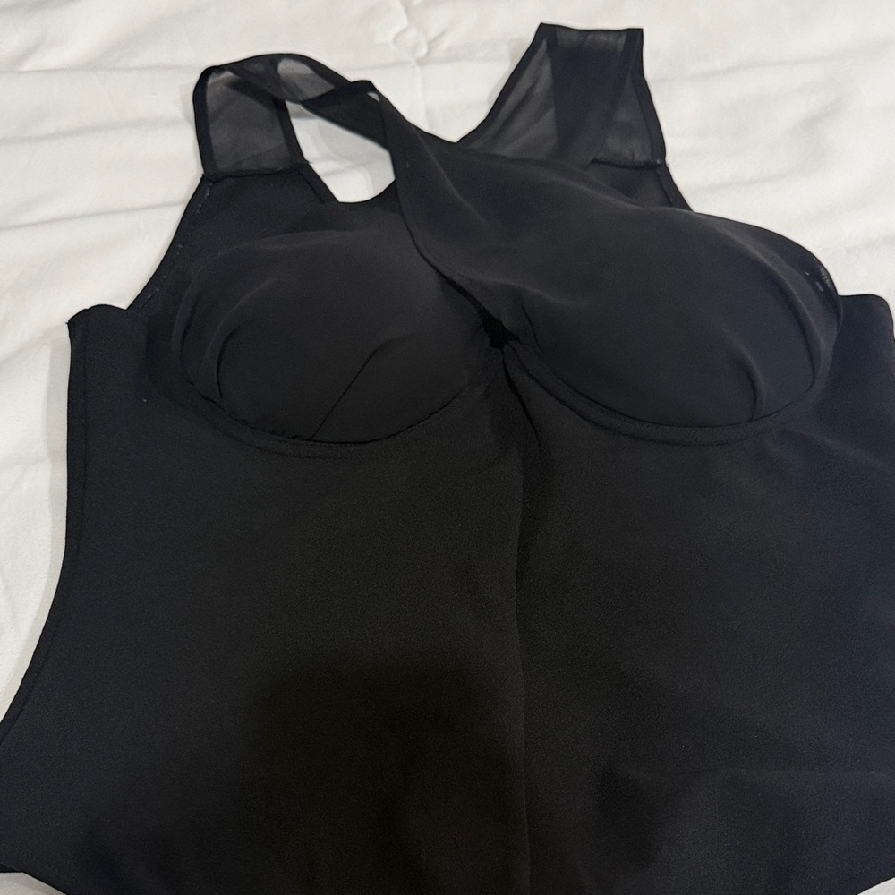 Sleek Black Built-In Bra bodysuit Top